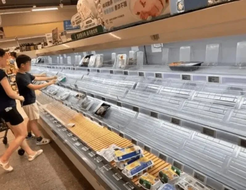 颱風巴威|杭州超級市場的蔬菜、生鮮及日用品被搶購