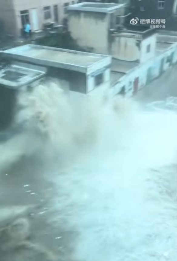 颱風巴威