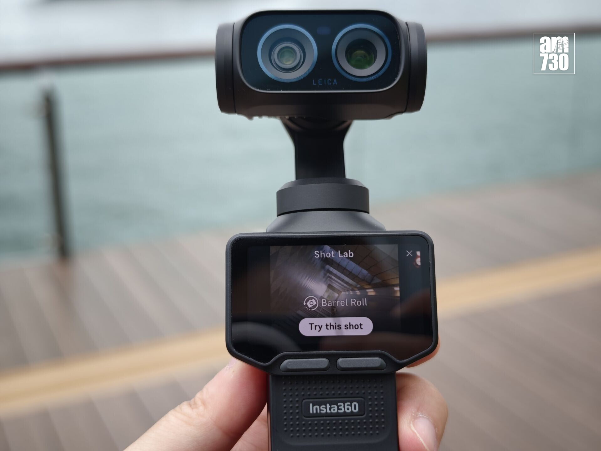 Insta360 Luna Ultra可使用一鍵特技拍攝。