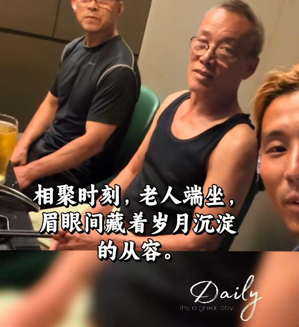 一個IP屬地位於加拿大、名為「JJ西瓜傳媒」的抖音網紅帳號,連日公開一名長者的生活片段及受訪短片,更以「季炳雄」做標示。(「JJ西瓜傳媒」)