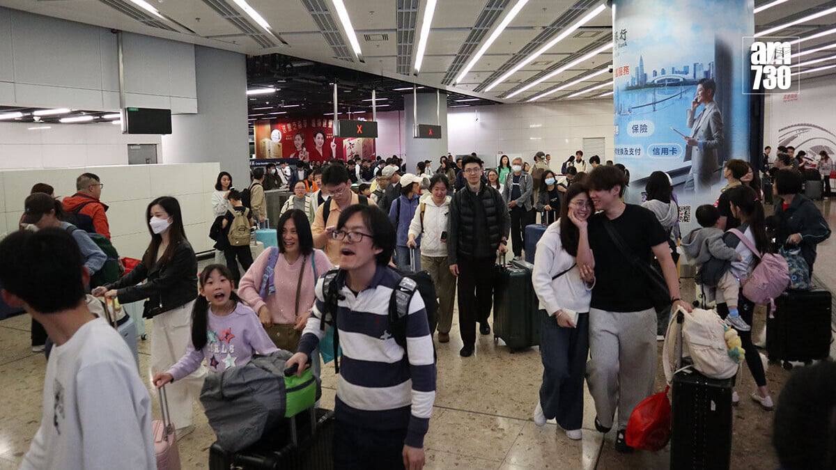 約有5%旅客經高鐵抵港後會從香港國際機場離境。(資料圖片／鍾式明攝)