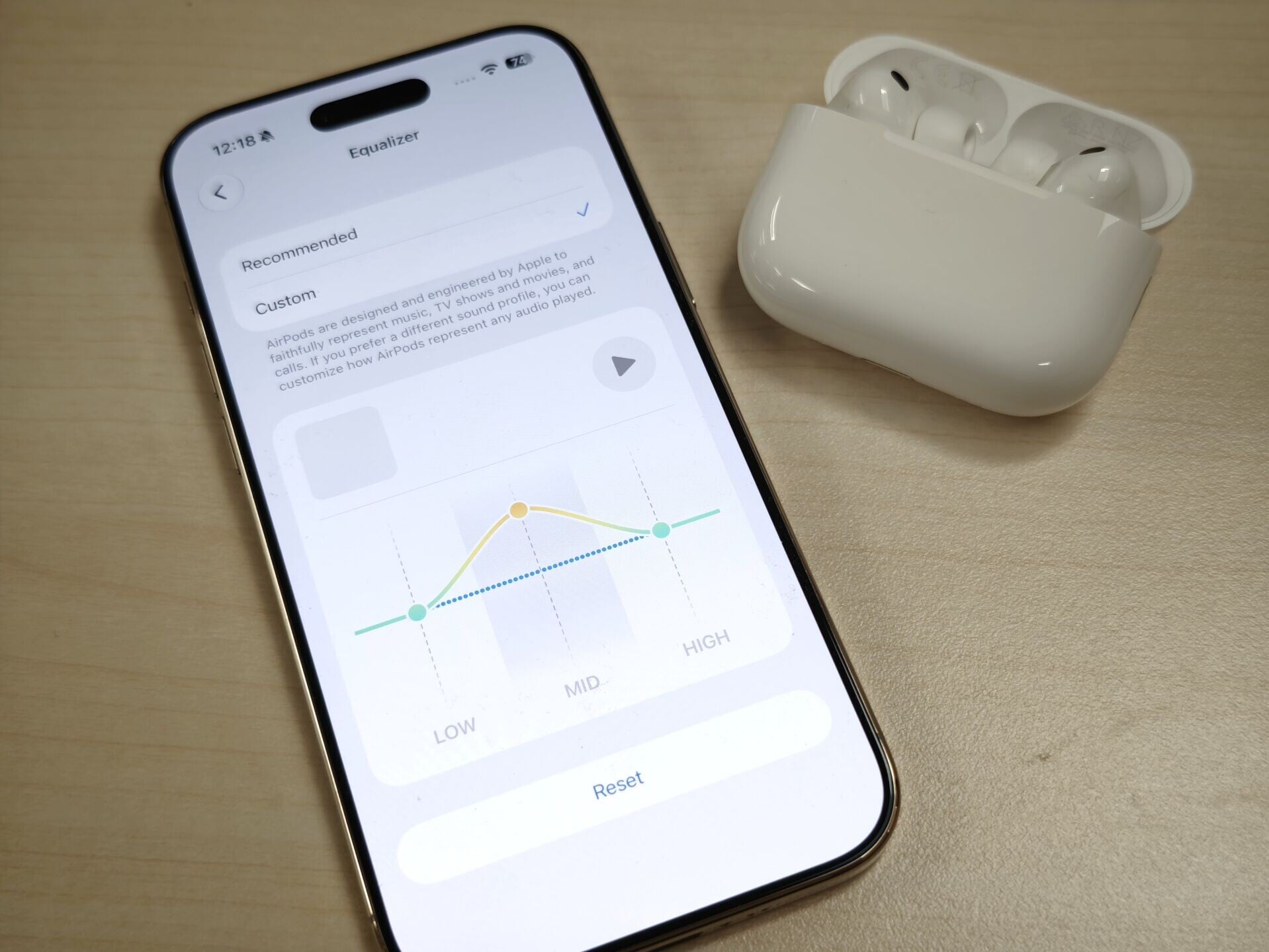iOS 27 Beta公開測試版AirPods新增的自訂EQ選項。