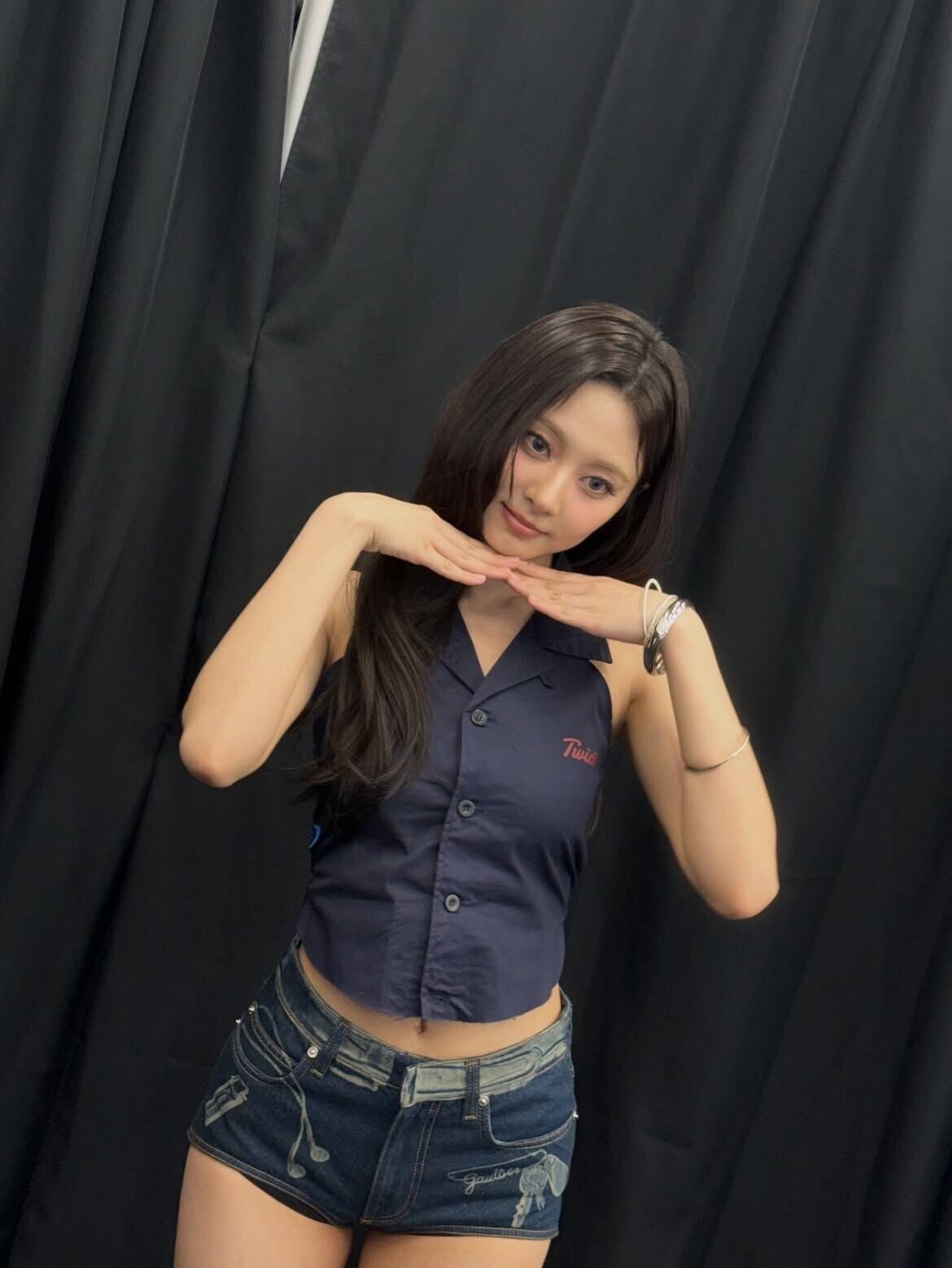 周子瑜有傳不與JYP續約,但仍會以TWICE成員身分參與團體活動