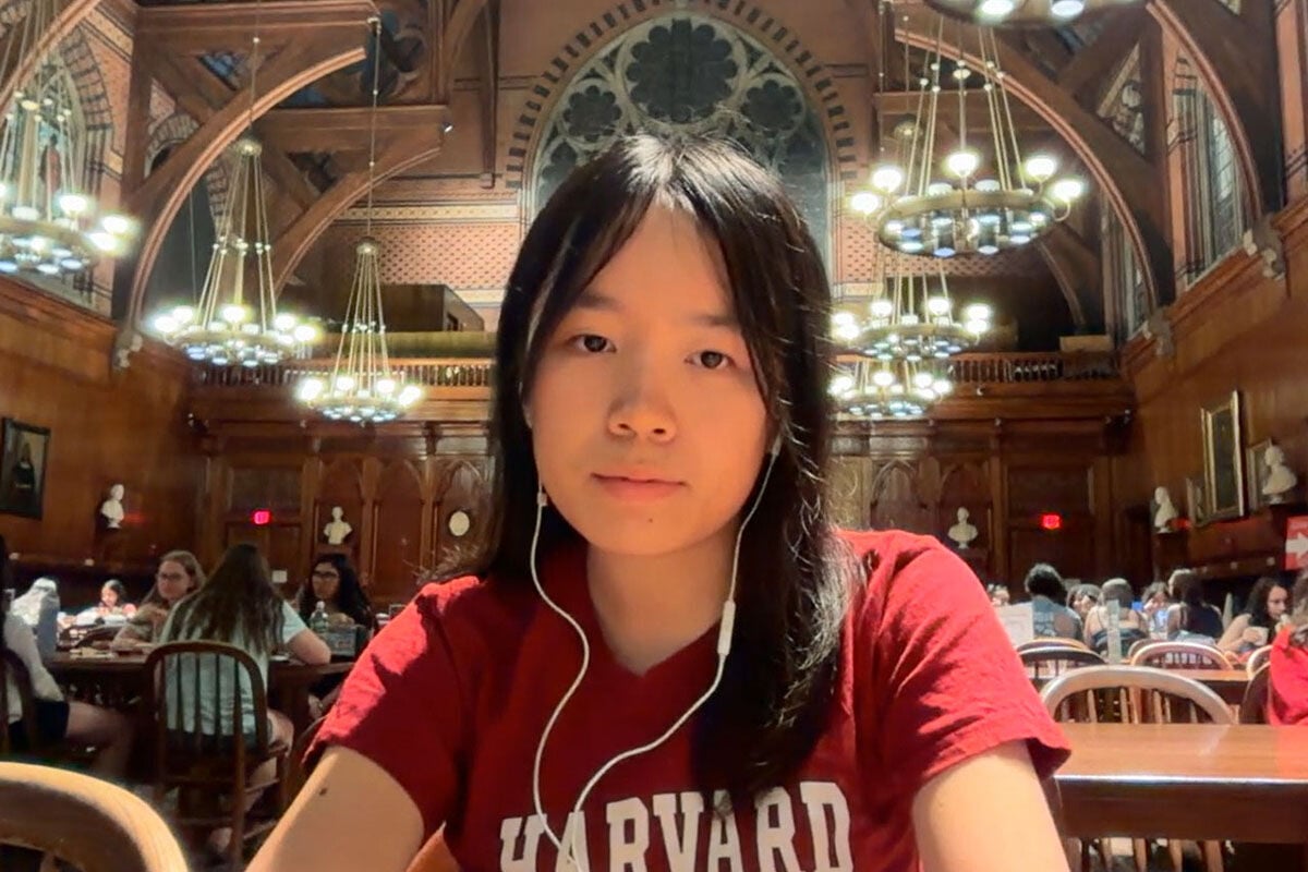 保良局董玉娣中學狀元李心兒。(視像訪問截圖)