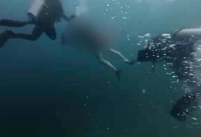 聯合搜救隊隨後在附近23米深的海底找到男方遺體,距離事發地點約388米。(IG)