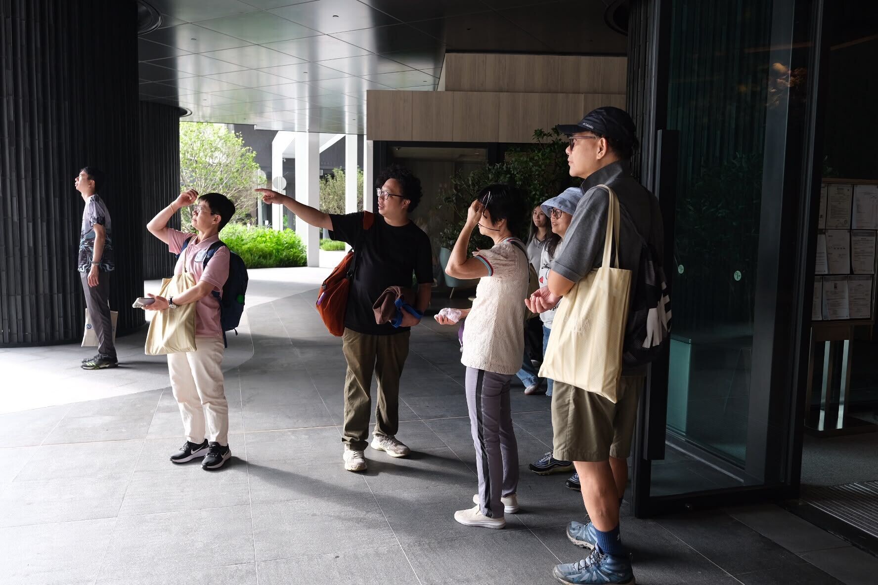 柏傲莊III重推套現逾64億 辦「漫遊大圍・城市底蘊之旅」近百名會員參與|大圍新盤