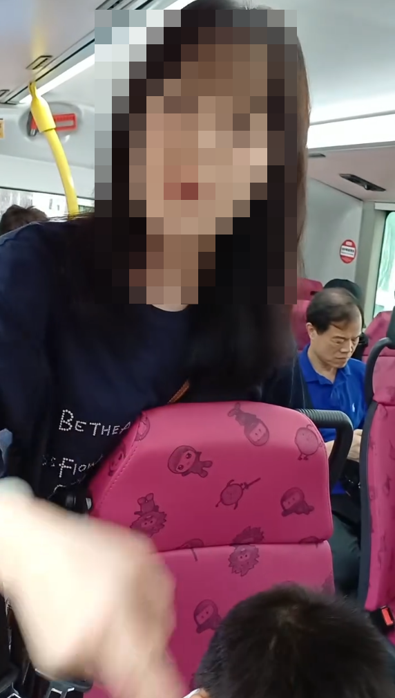 男童母親怒罵對方「社會敗類」。(Threads@dondonkenken)
