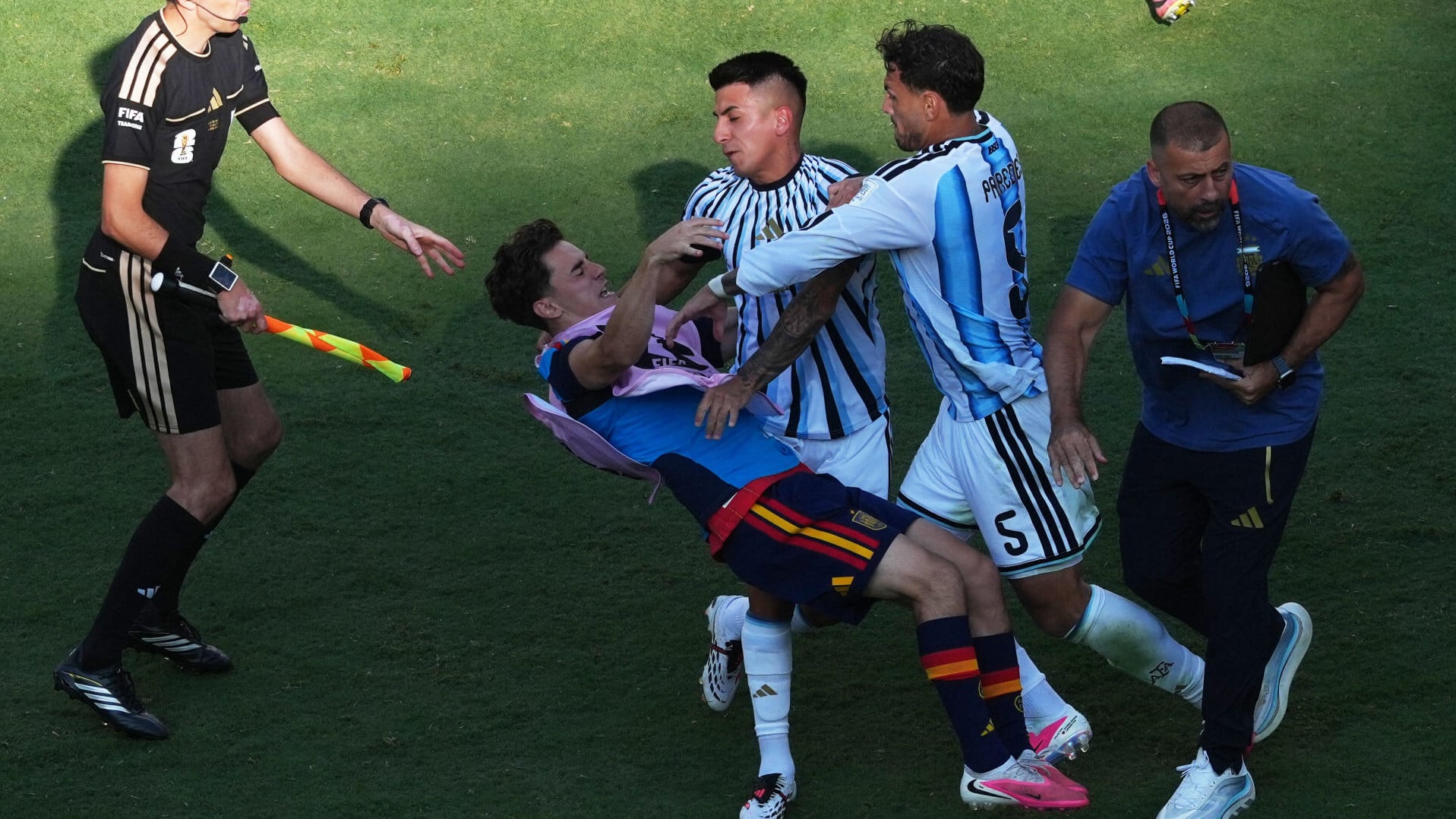 2026 07 19T222558Z 1322249000 UP1EM7J1QB87T RTRMADP 3 SOCCER WORLDCUP ESP ARG