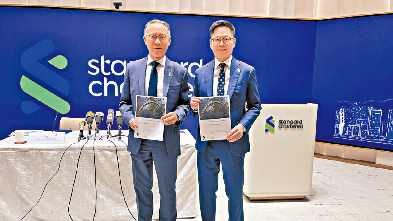 受惠蓬勃資本市場活動、內地旅客增長等，渣打預期香港今年GDP增長4.3%。(廖若彤攝)