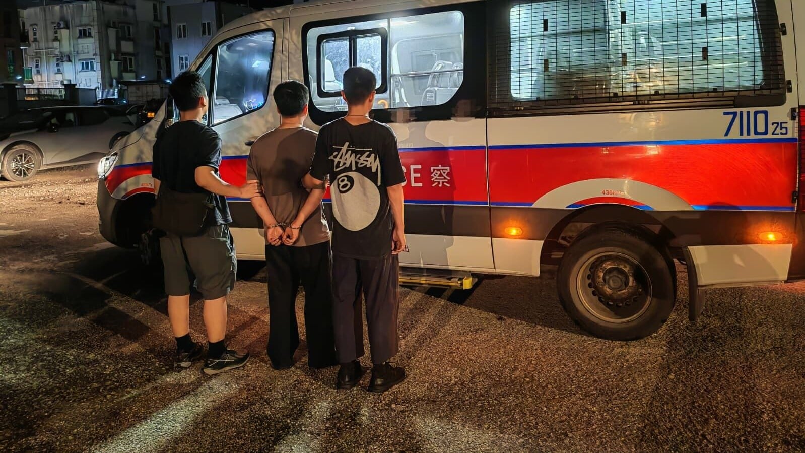 警落馬洲搗毒品倉檢270萬元依托咪酯　28歲內地男被捕