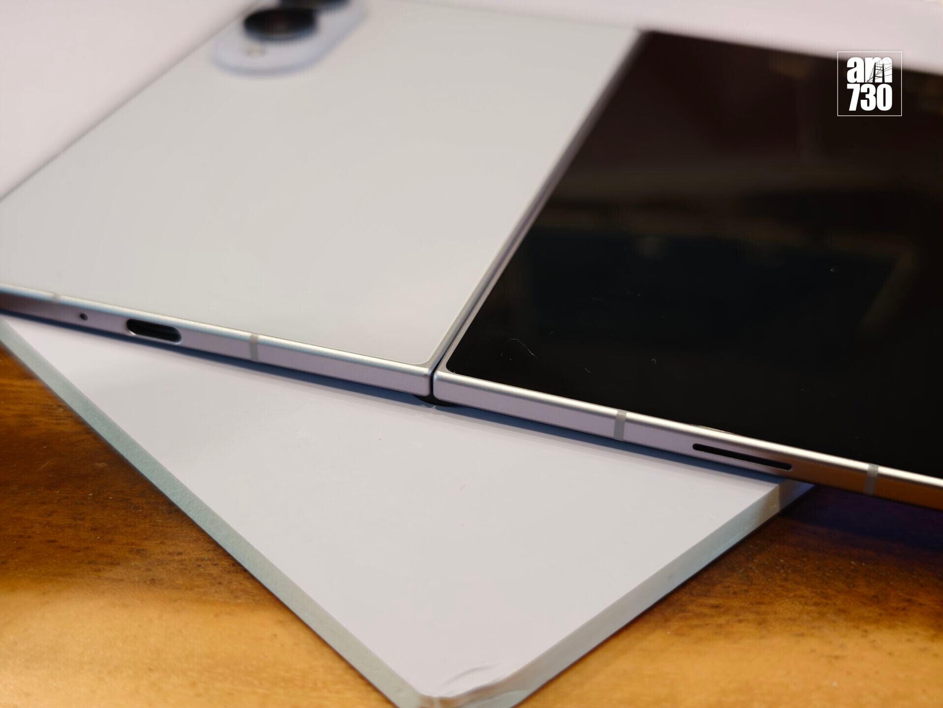 Galaxy Z Fold 8厚度為4.5mm。