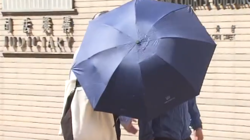 18歲男子梁佳樂去年在尖沙咀一間商場的男廁三度寫上「光時」等字句，被裁定煽動罪罪成。(無綫新聞畫面)