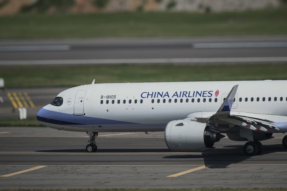 中華航空有機師因機艙小孩未坐好而暫緩降落。(Pexels圖片)