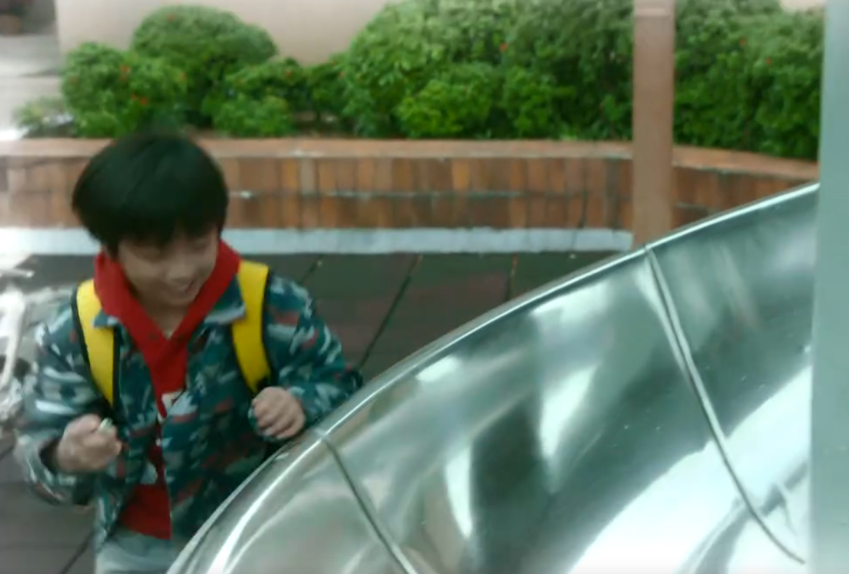 無綫電視(TVB)懸疑劇《非份之罪》單元故事「危險遊戲」大結局,劇中其中一段畫面於大埔宏福苑取景拍攝,片尾字幕更鳴謝「宏福苑業主立案法團」。(電視畫面)