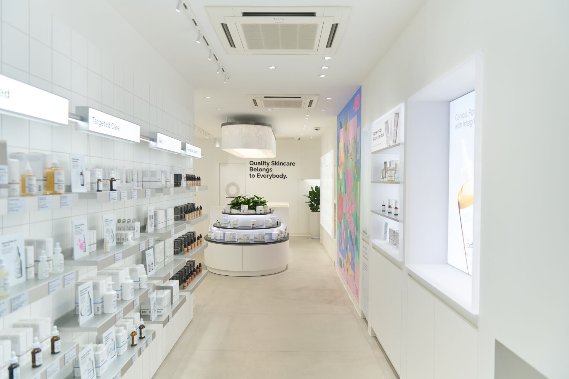 本地藝術壁畫呼應社區氣息