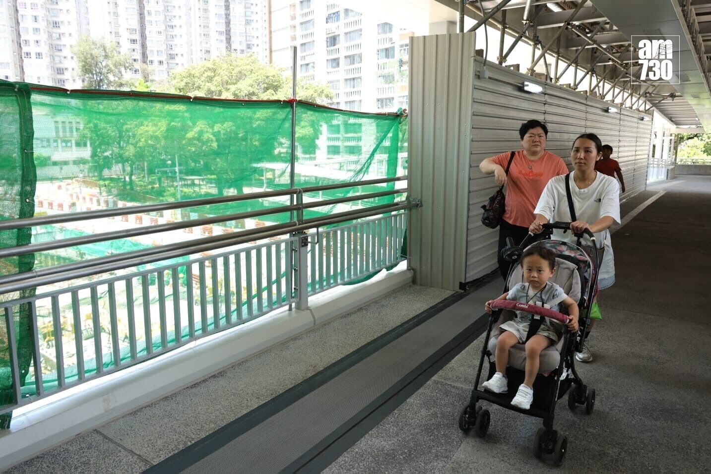 港鐵屯門南延綫項目「屯門南站」正進行工程(周令知攝)
