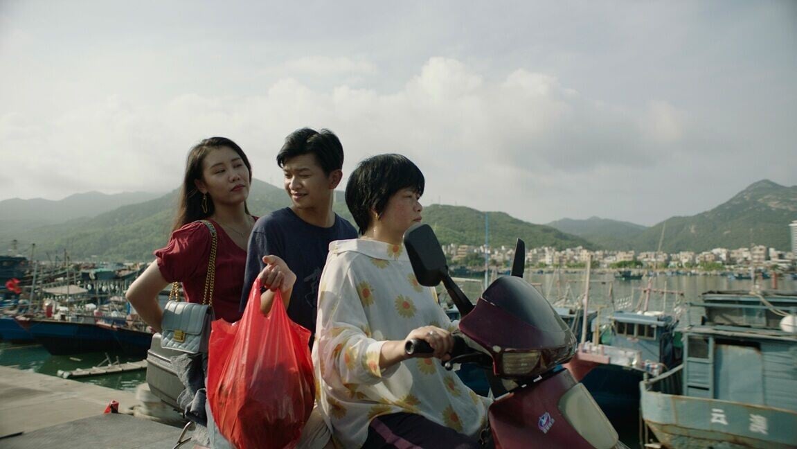 摩托三人0