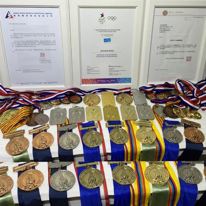 JW teenage fencing athlete8