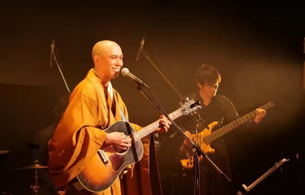 薬師寺寛邦頓悟:音樂與法會其實在做同一件事。(X)