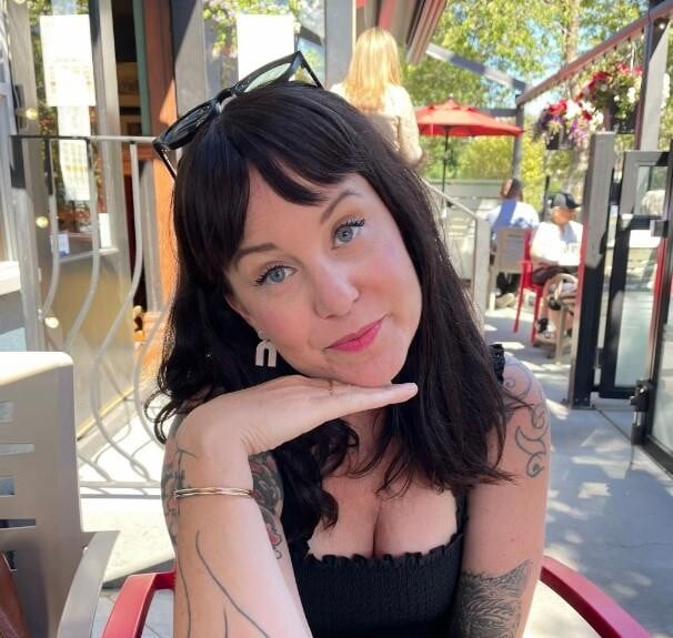 加拿大TikTok網紅Rebecca Luna因罹患早發性阿茲海默症接受安樂死