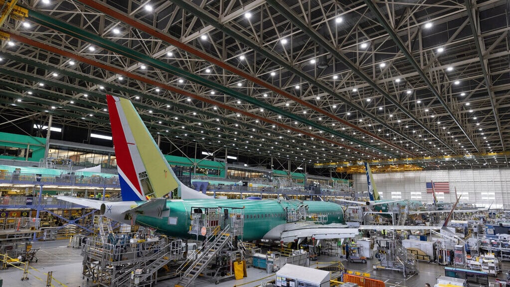 波音737 MAX 10客機