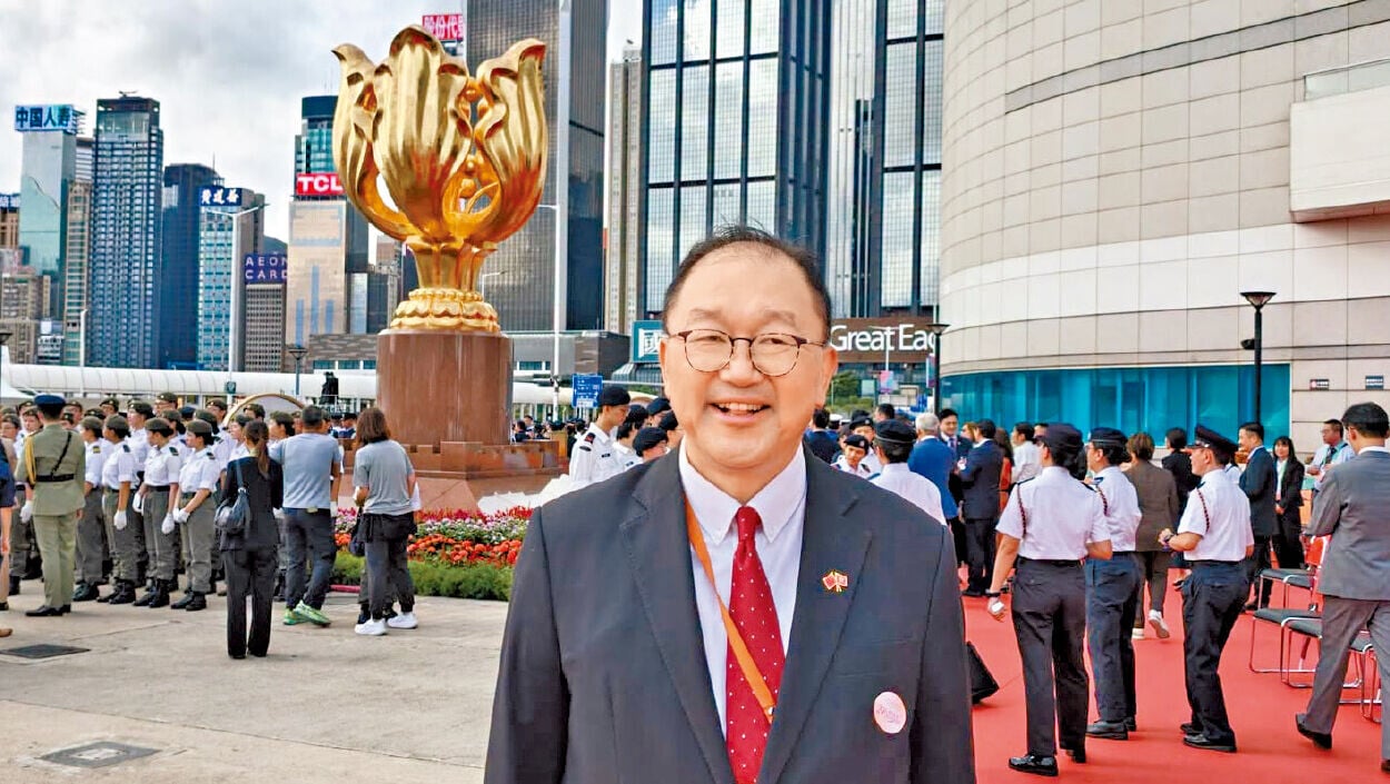 涉嫌酒駕不顧而去被捕的黃錦輝早前辭任立法會議員(黃錦輝FB)