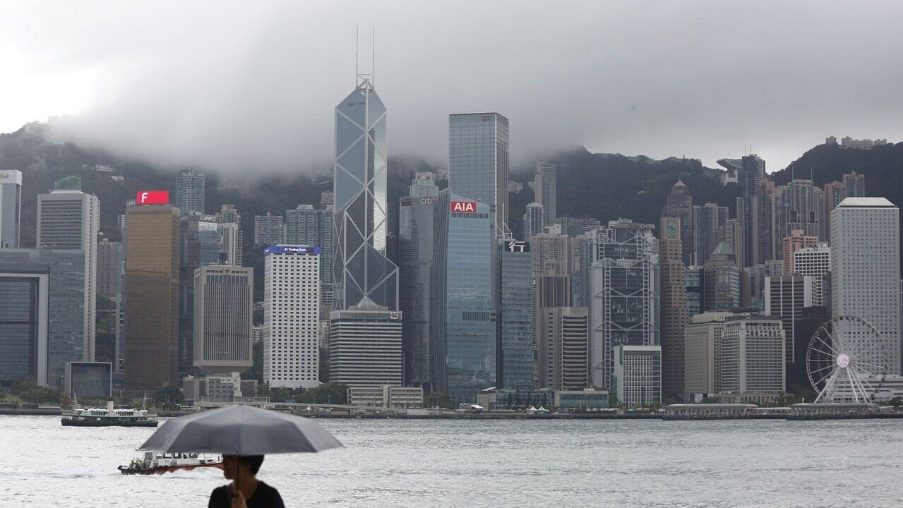 天文台：預料強陣風吹襲香港，短期內廣泛地區或受大雨影響。(資料圖片)