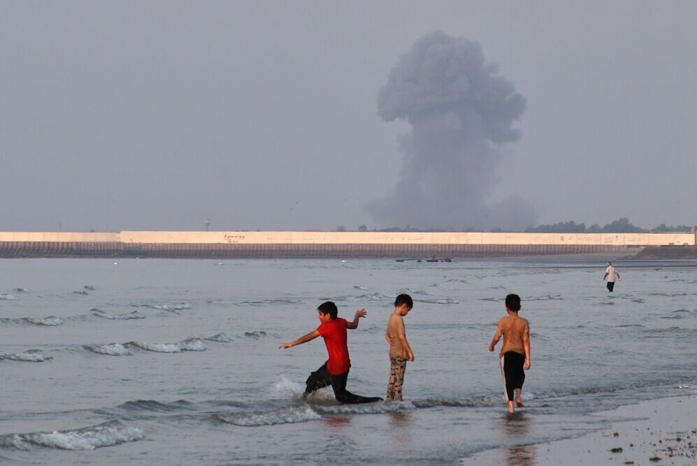 伊朗傳媒:霍爾木茲海峽通航量已降至零。(AP)