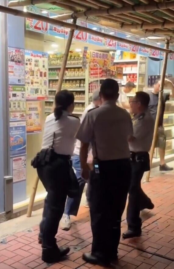 北角發生食環署拉小販事件遭熱議。(Threads「kapo_2388」截圖)