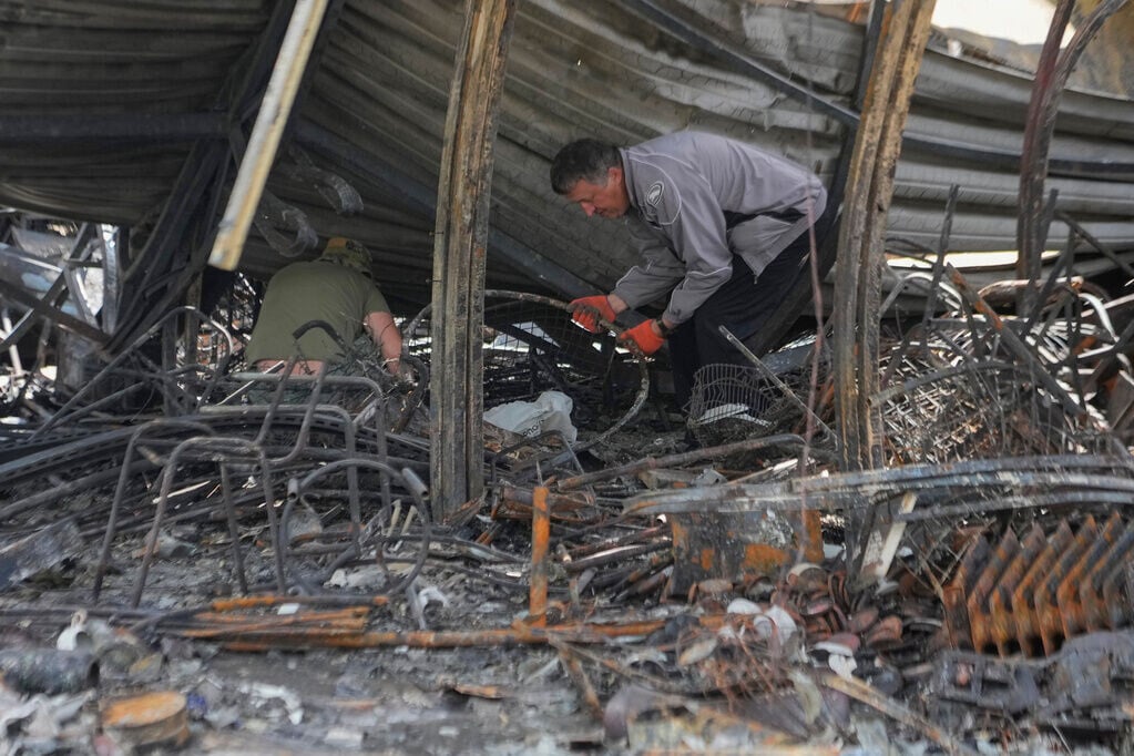俄烏戰爭|烏克蘭基輔被俄羅斯空襲。(AP)