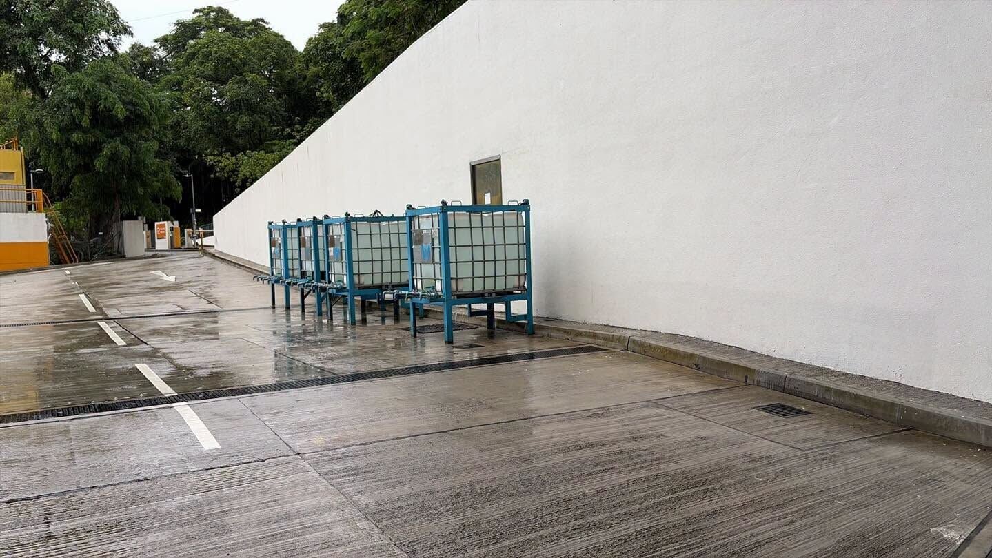 屯門青山公路再爆喉管,涉事水管於早前(29日)曾出現滲漏。(資料圖片)