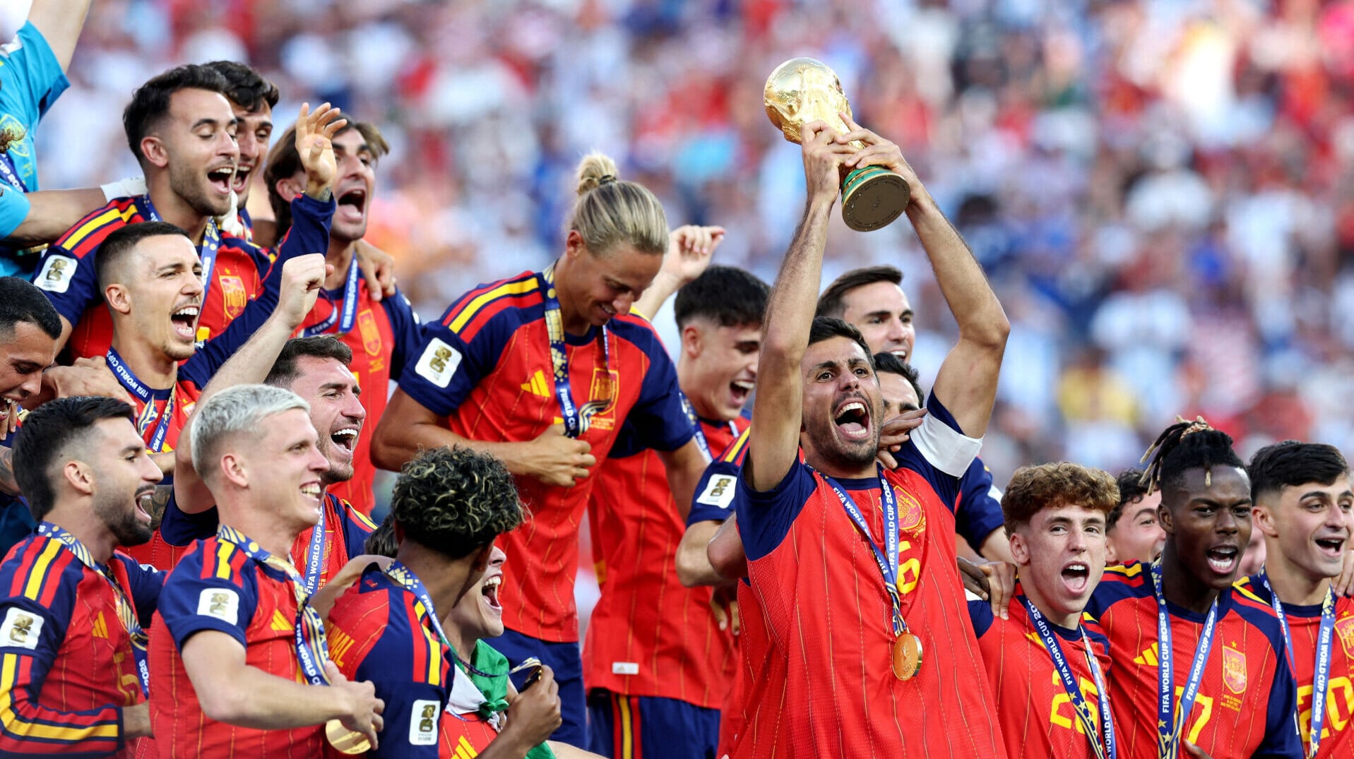 世界盃｜FIFA公布球迷票選夢幻十一人，西班牙中場洛迪入選