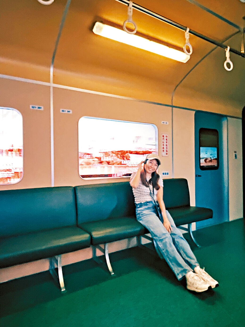 TravelB 2col 1