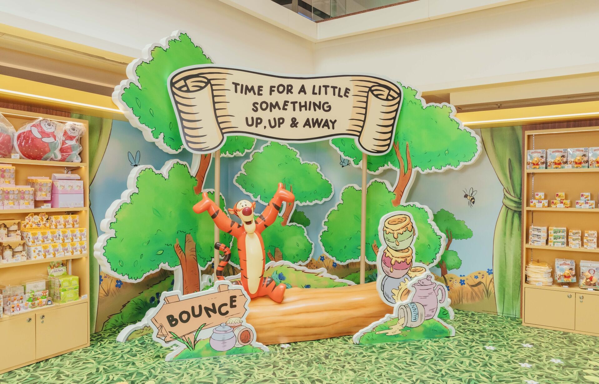 Winnie the Pooh Pop Up Store@FW 22