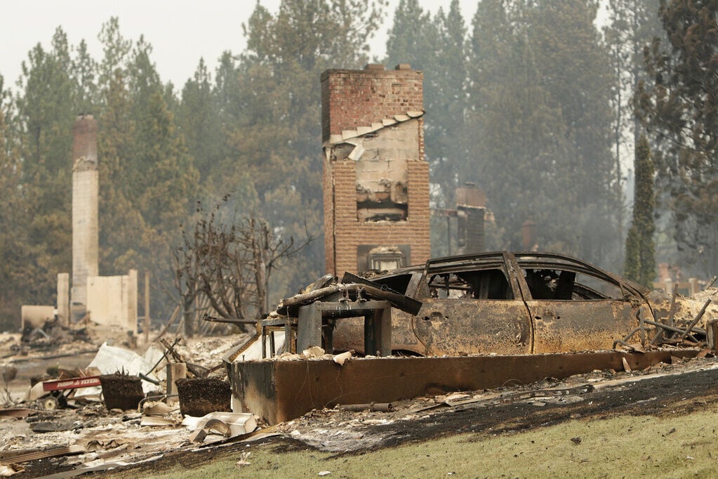 美國華盛頓州斯波坎(Spokane)周邊近期爆發山火。(AP)