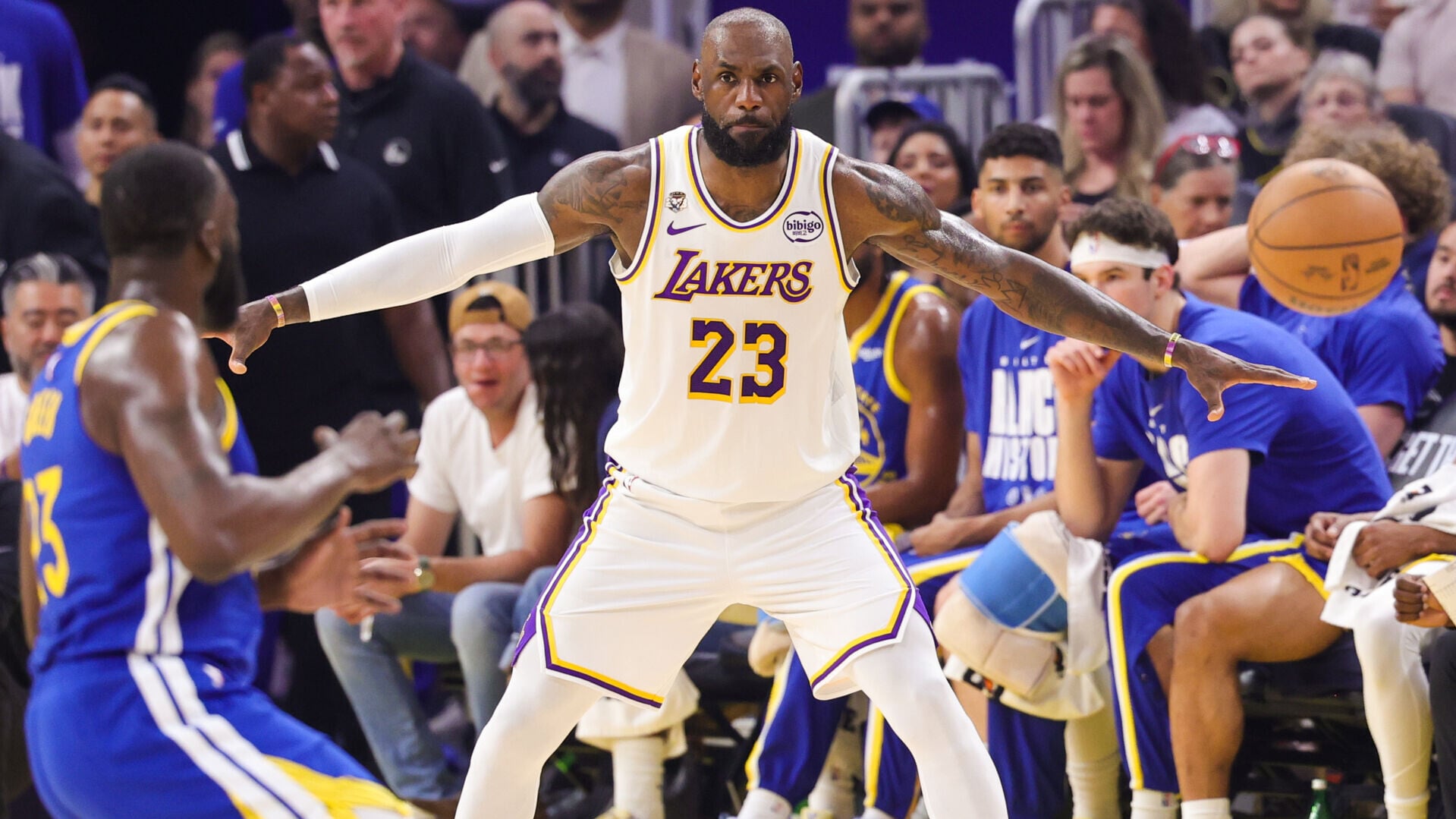 (SP)U.S. SAN+FRANCISCO BASKETBALL NBA LAKERS+VS+WARRIORSXxjpbeE000215 20260301 PEPFN0A001