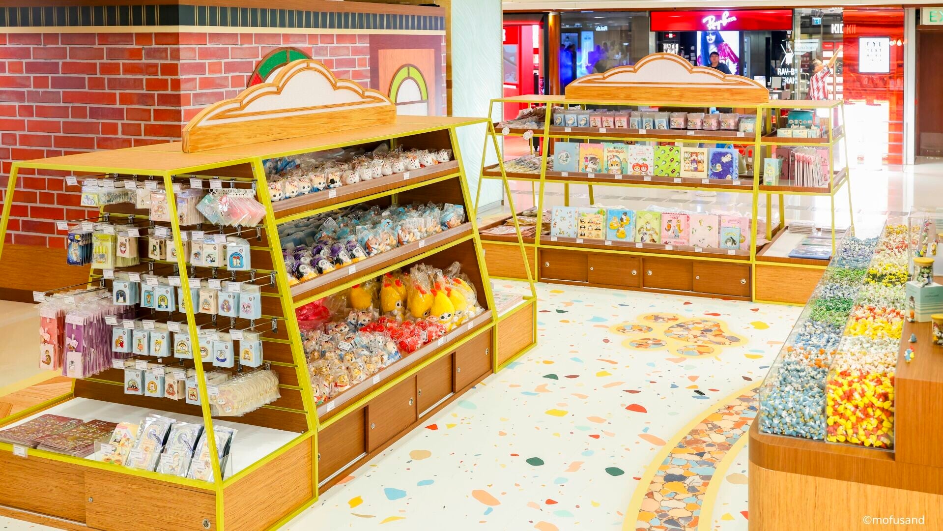 期間限定店推200款周邊商品