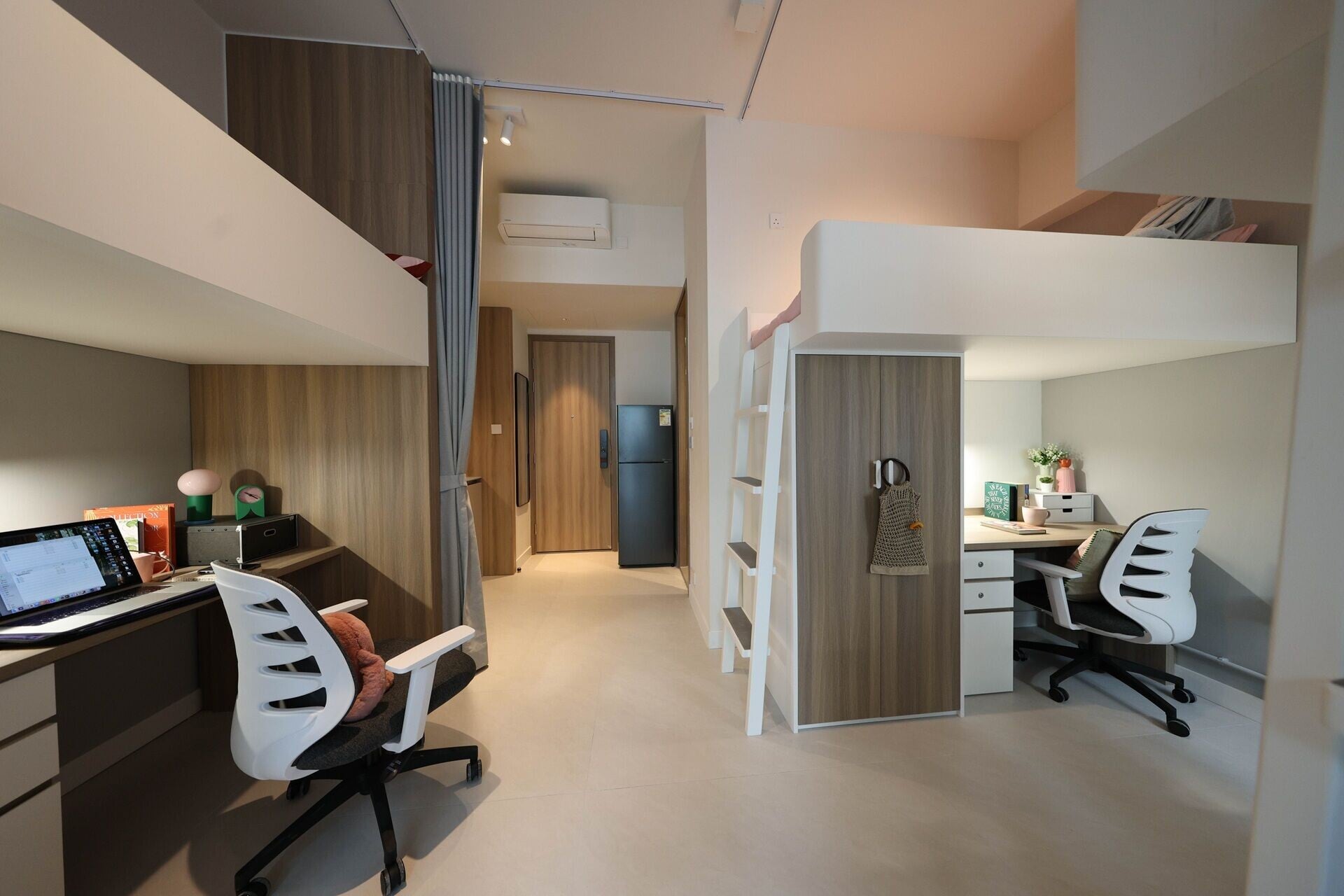 3. Hollywood Residence Interior 2