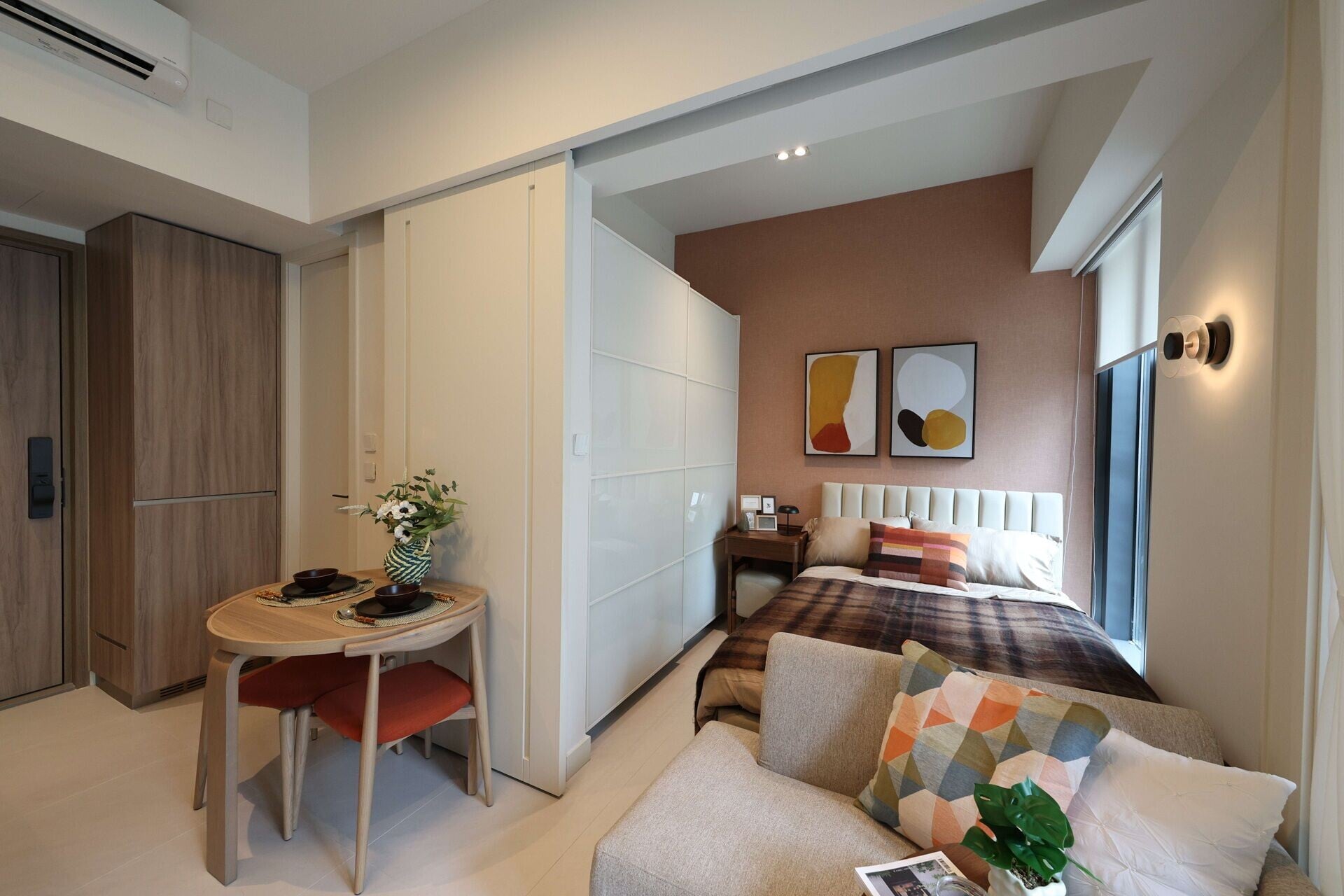 2. Hollywood Residence Interior 1
