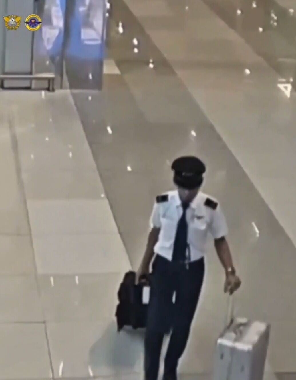 涉案機師使用快速過關通道