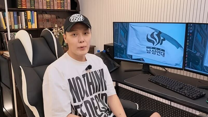 南韓YouTuber裴寅圭曾因喪母與政治震盪身心重創,罹患抑鬱症與恐慌症並入院治療