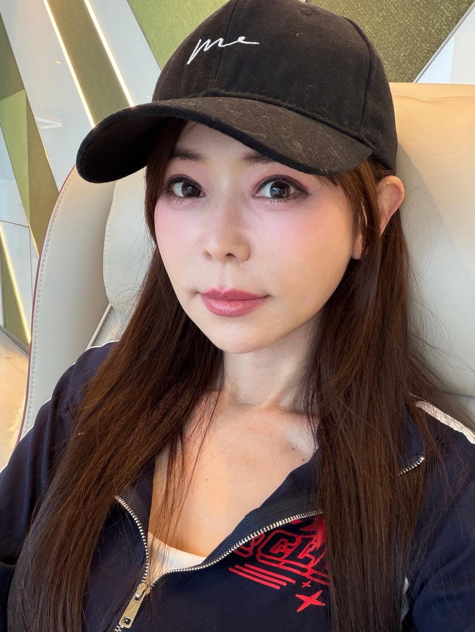李冠儀在風波後首度更新近況,雖未再談及事件進展,但以「回歸我最熱愛的工作」作為重新出發的宣告