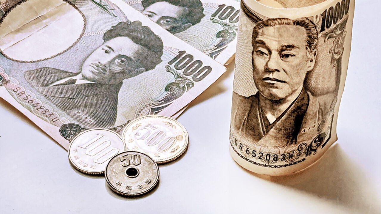 美元兌日圓徘徊在158水平附近，較早時報158.34日圓。(資料圖片/路透社)