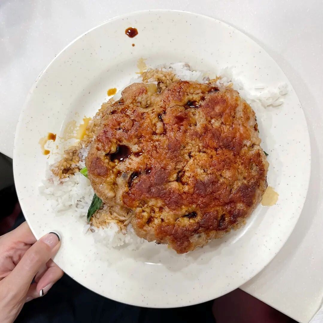 生煎肉饼饭