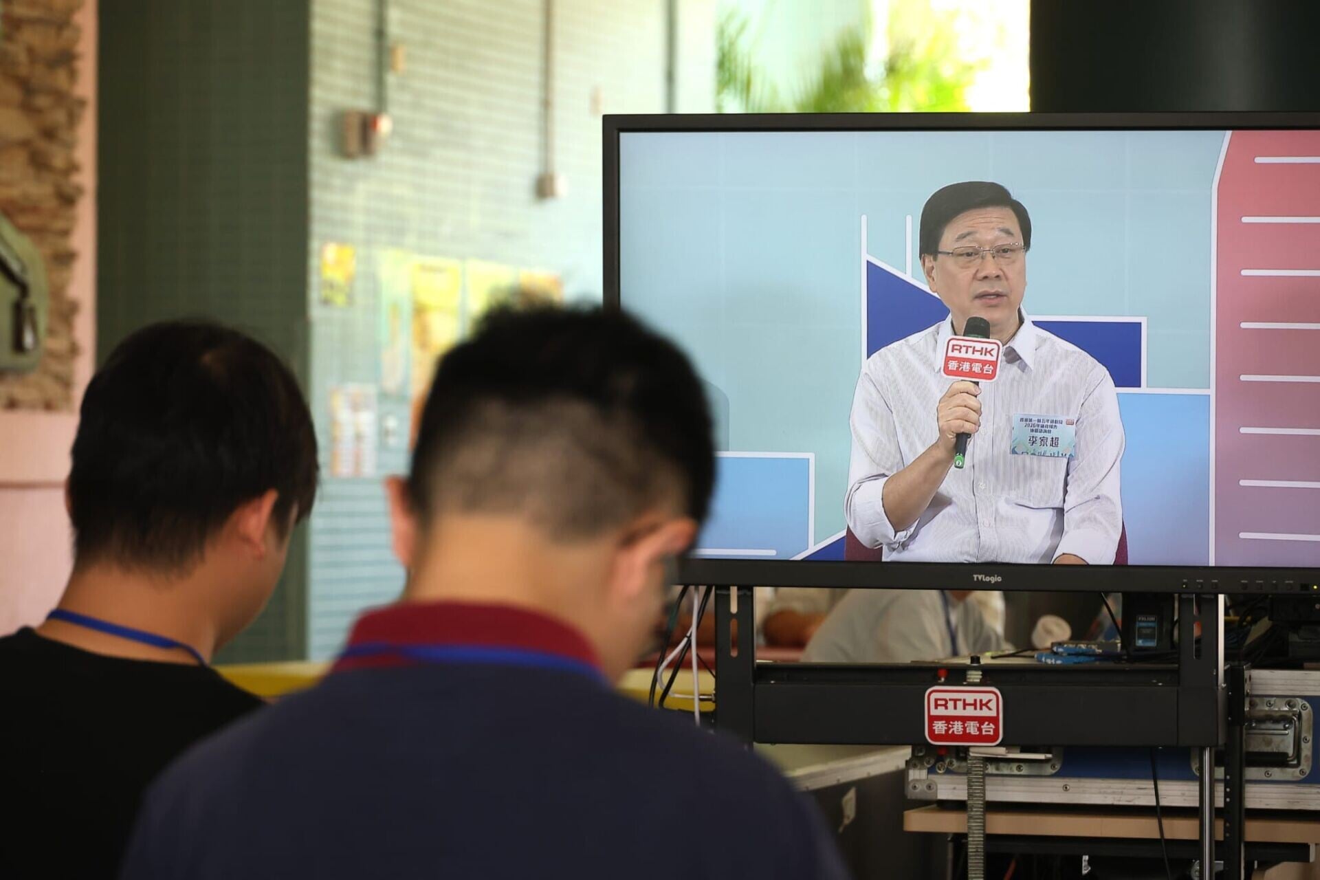 李家超出席第二場地區諮詢會。(林俊源攝)
