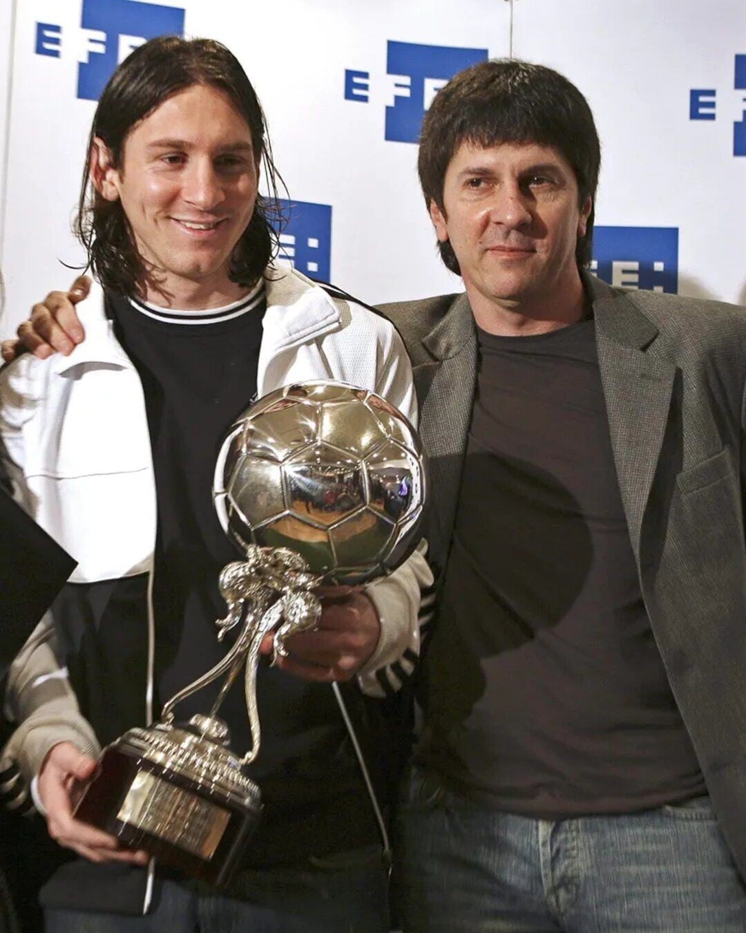 美斯與父親佐治美斯(Jorge Messi)經歷高低起跌