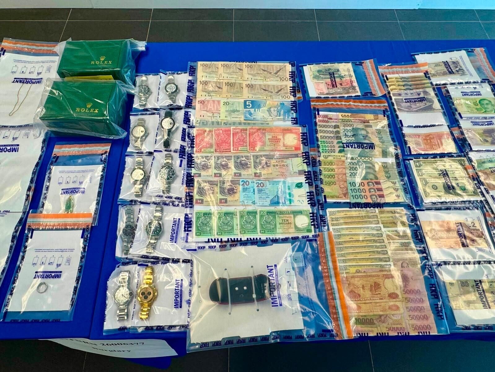 警方在行動中拘捕5人。