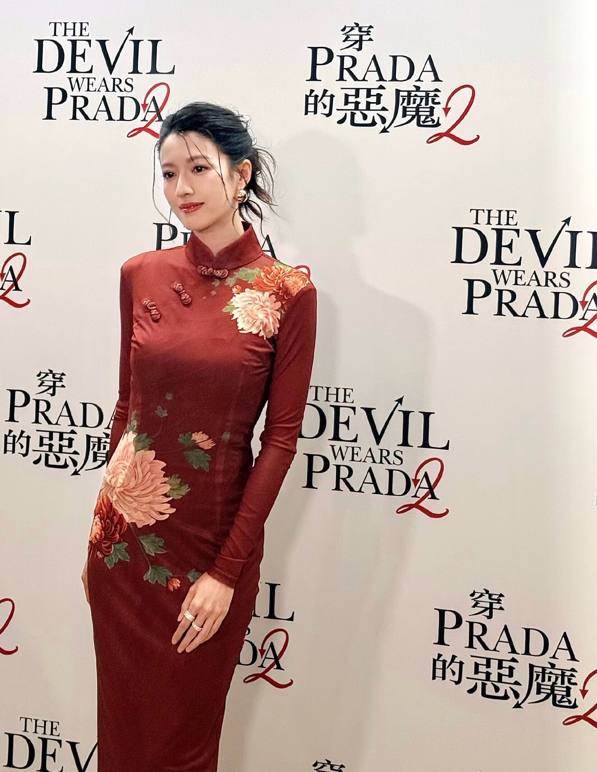 蔡思貝 26