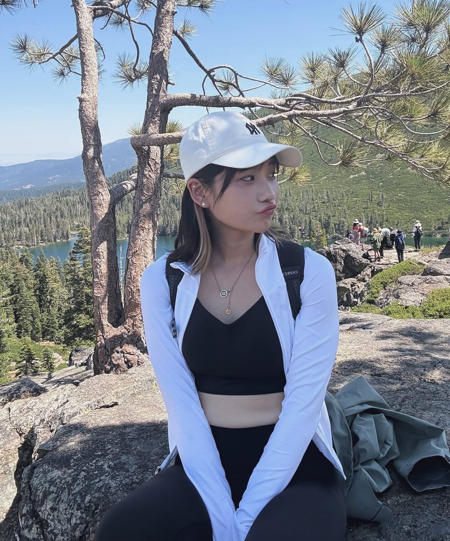 愛莉莎莎為126萬訂閱YouTuber