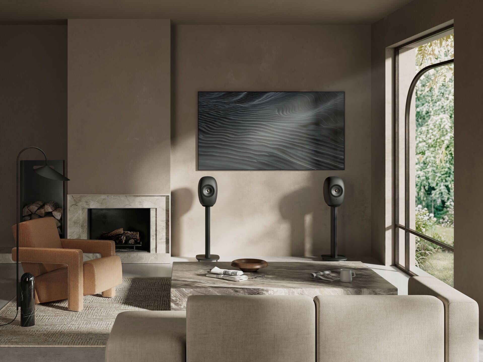 KEF LS LUXE可作座地設計。